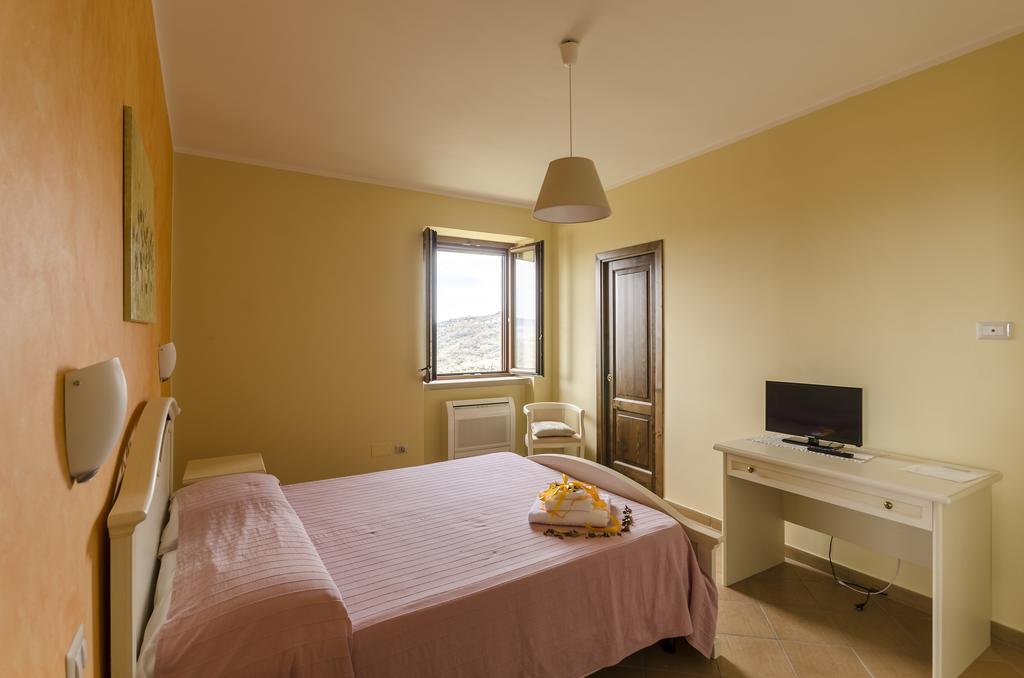 Al Casale Dei Nonni Bed & Breakfast Laureana Cilento Exterior foto