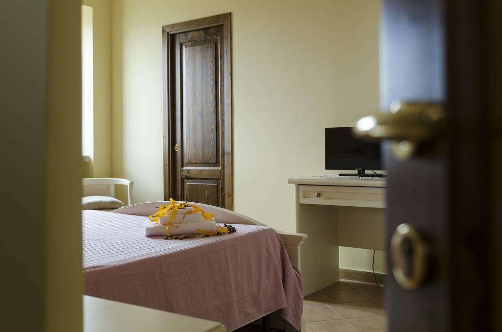Al Casale Dei Nonni Bed & Breakfast Laureana Cilento Exterior foto